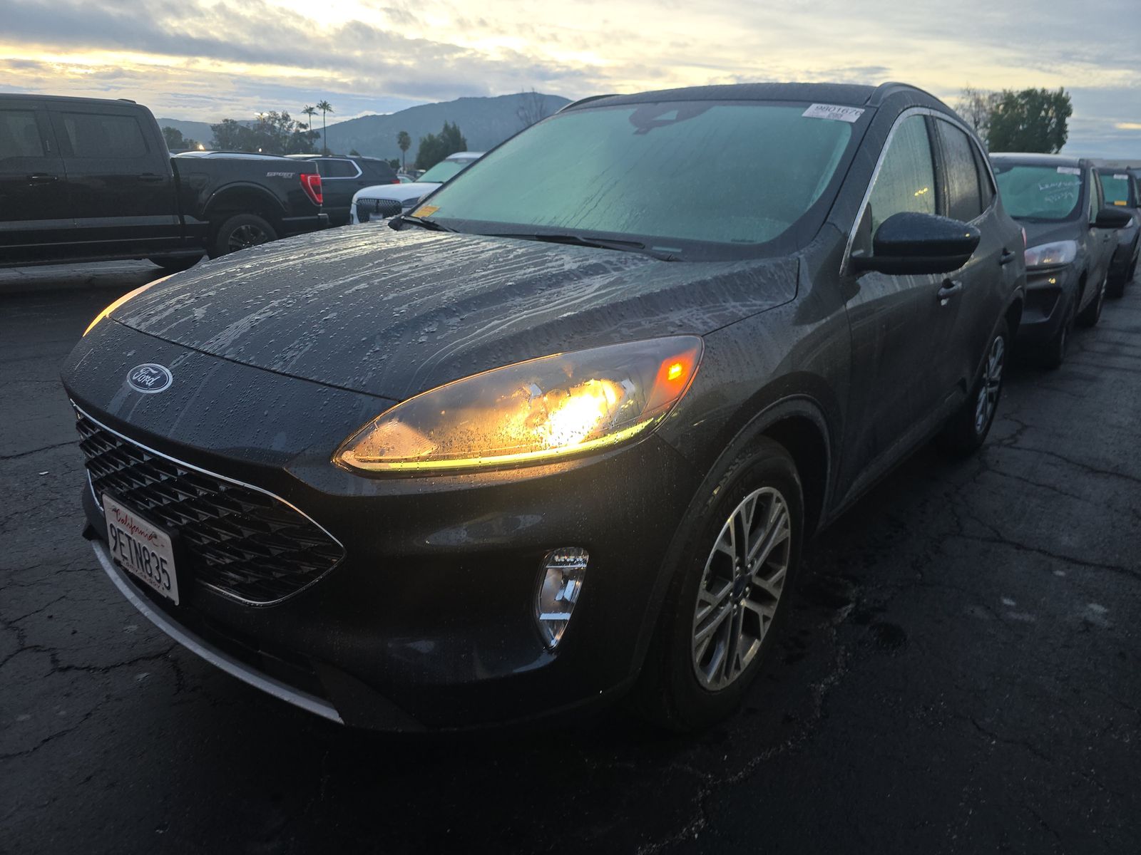 2022 Ford Escape SEL FWD