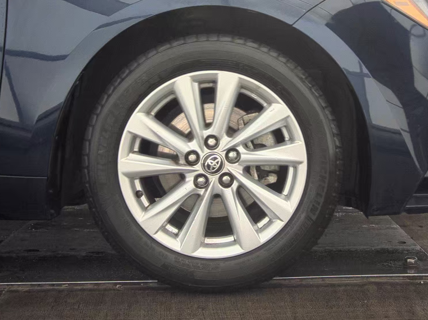 2024 Toyota Corolla LE FWD