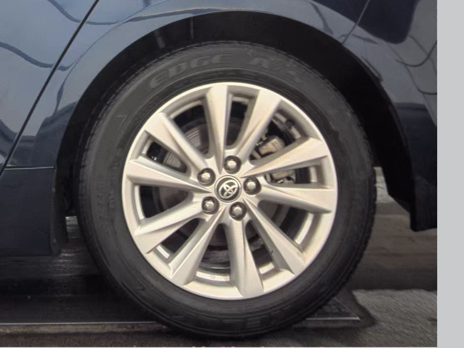 2024 Toyota Corolla LE FWD