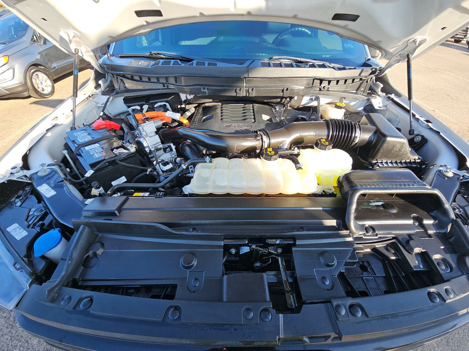 2023 Ford F-150 Hybrid XLT AWD