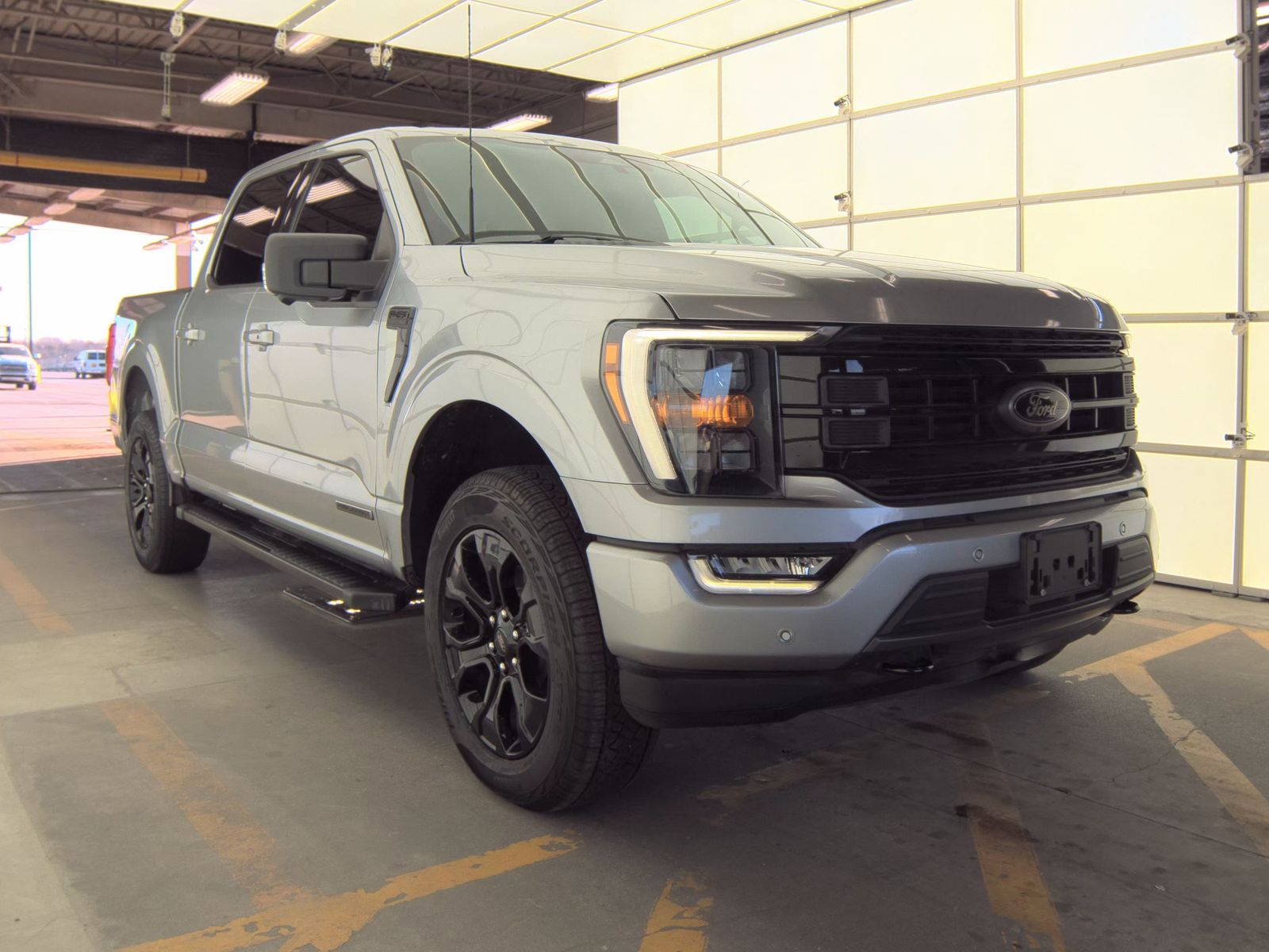 2023 Ford F-150 Hybrid XLT AWD