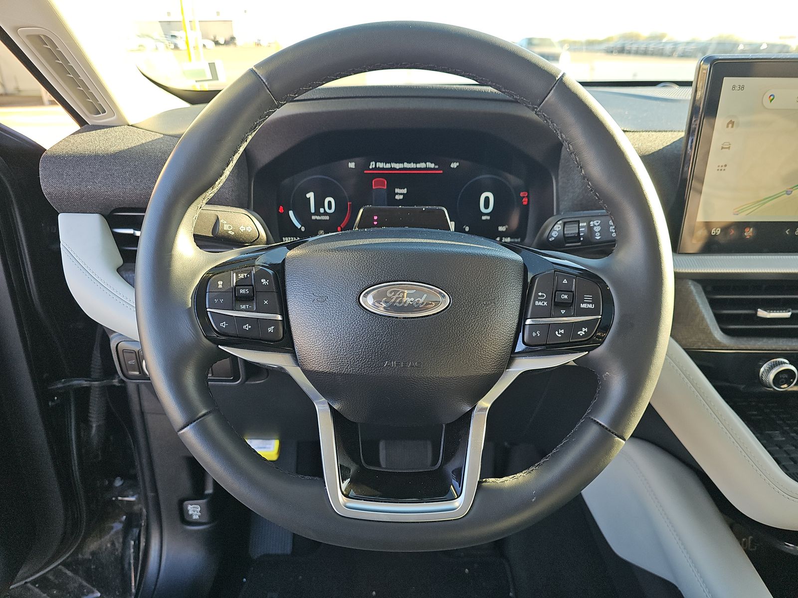 2025 Ford Explorer Platinum AWD