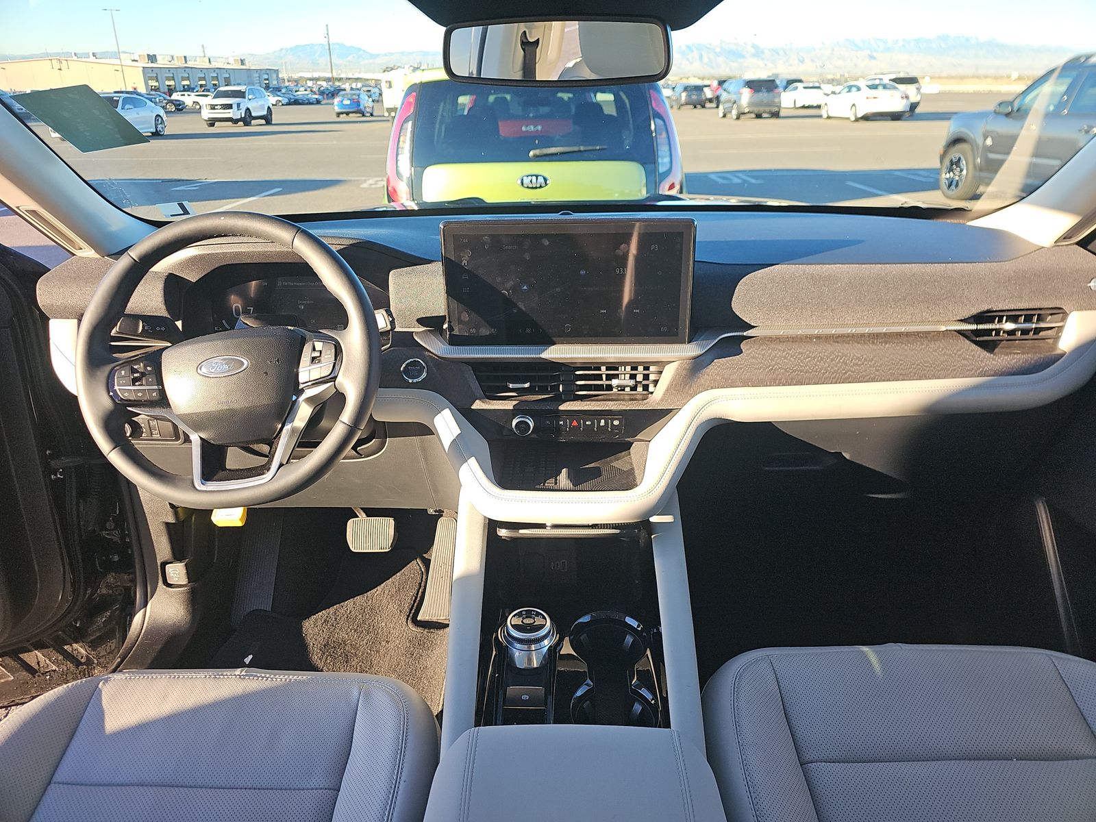 2025 Ford Explorer Platinum AWD