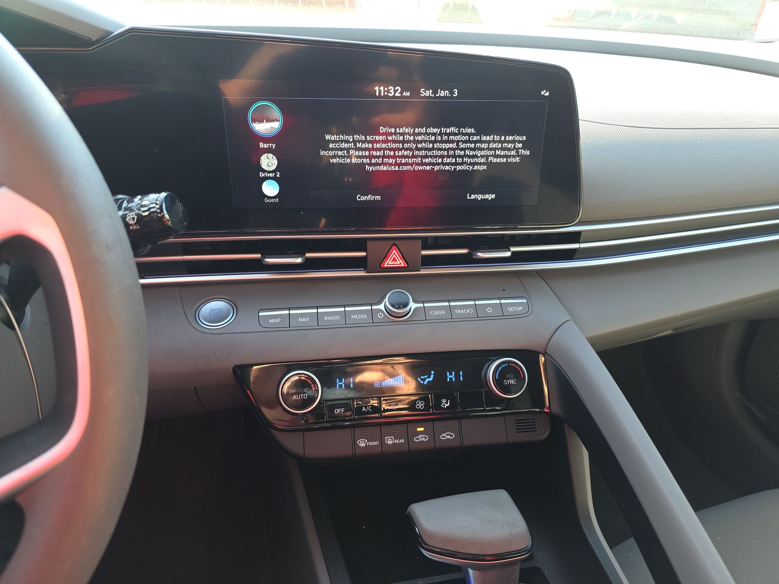 2024 Hyundai Elantra SEL FWD