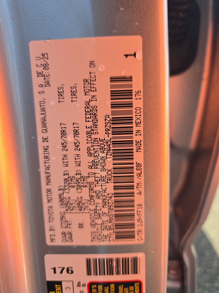 2025 Toyota Tacoma SR5 AWD