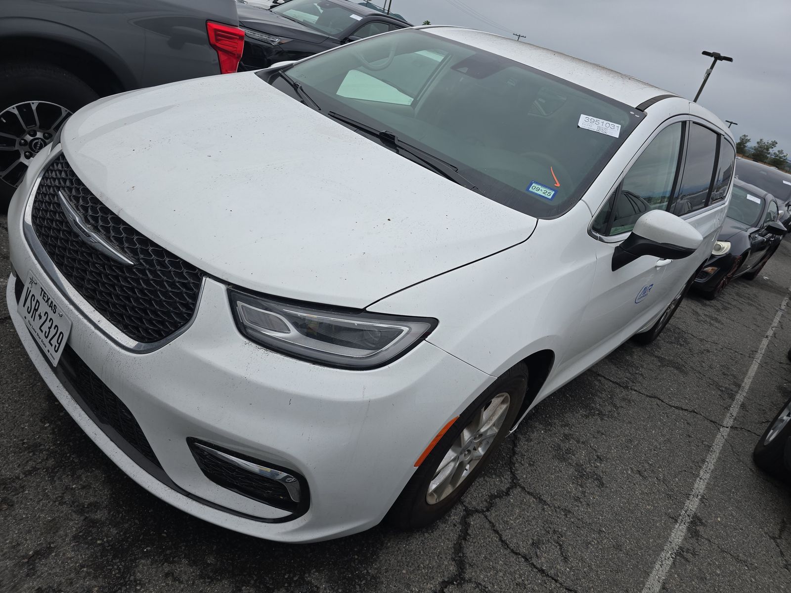 2023 Chrysler Pacifica Touring L FWD