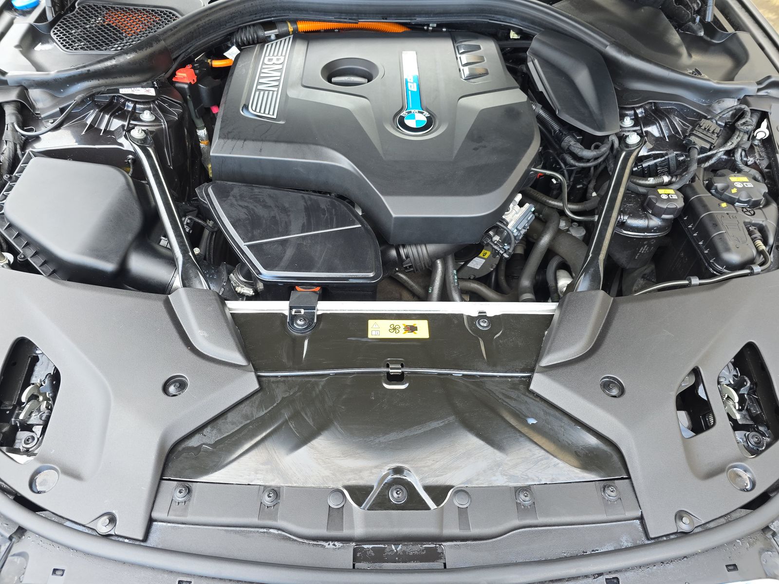 2018 BMW 5 Series 530e iPerformance RWD