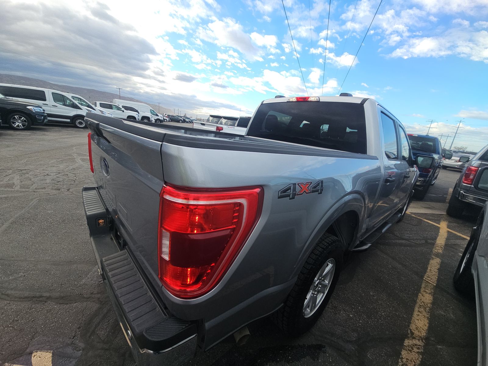 2023 Ford F-150 XLT AWD