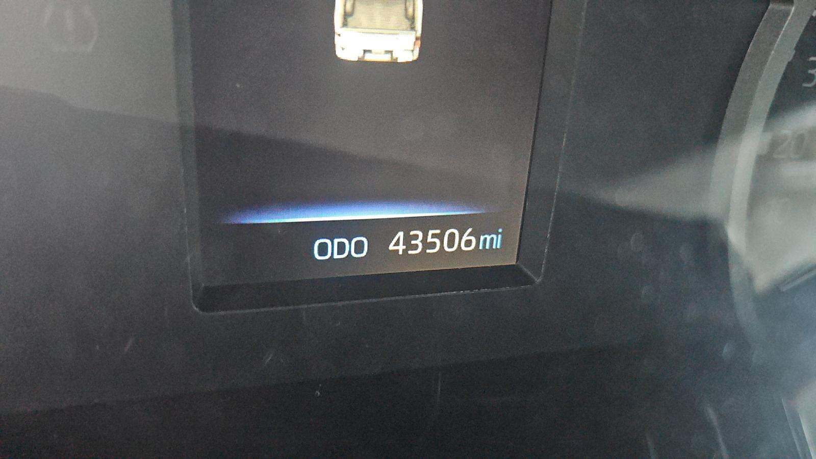 2024 Toyota Tundra SR5 AWD