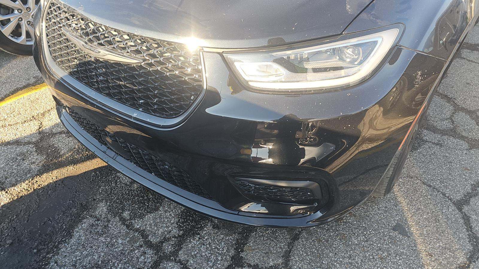 2022 Chrysler Pacifica Limited FWD