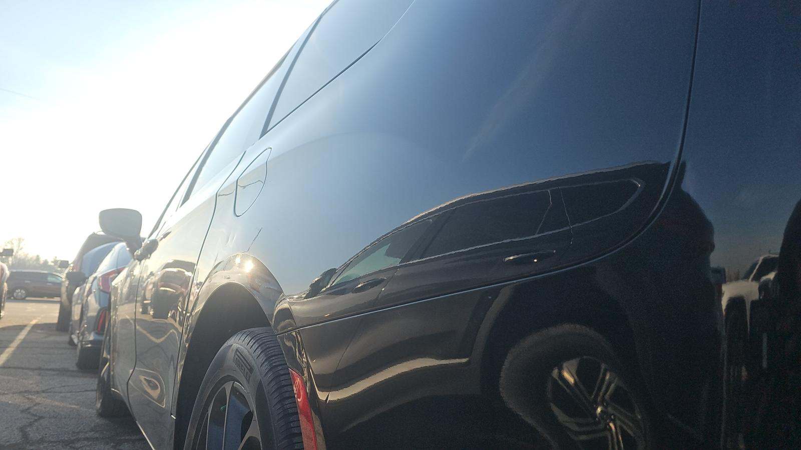 2022 Chrysler Pacifica Limited FWD