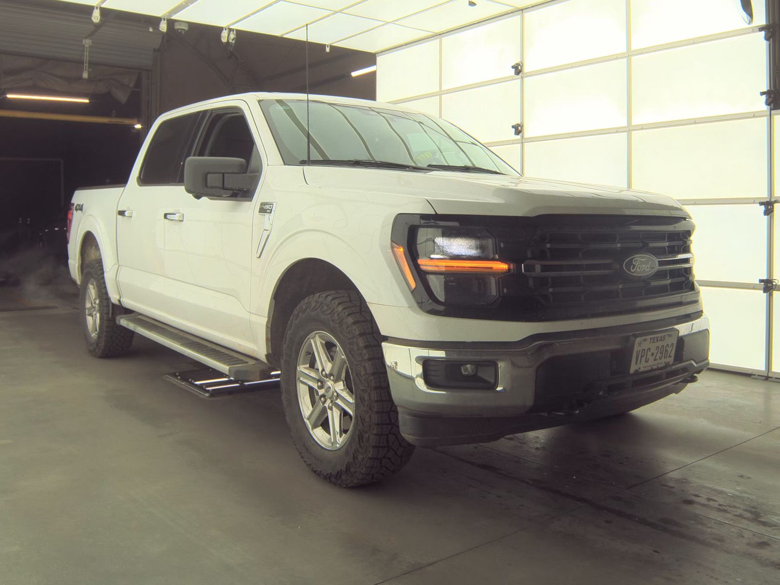2024 Ford F-150 XLT AWD