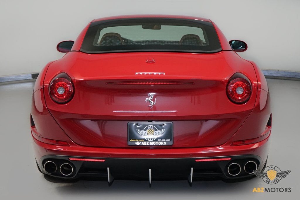 2016 Ferrari California T RWD