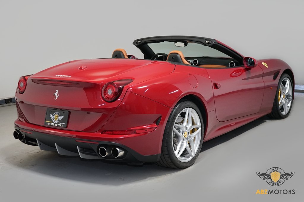 2016 Ferrari California T RWD
