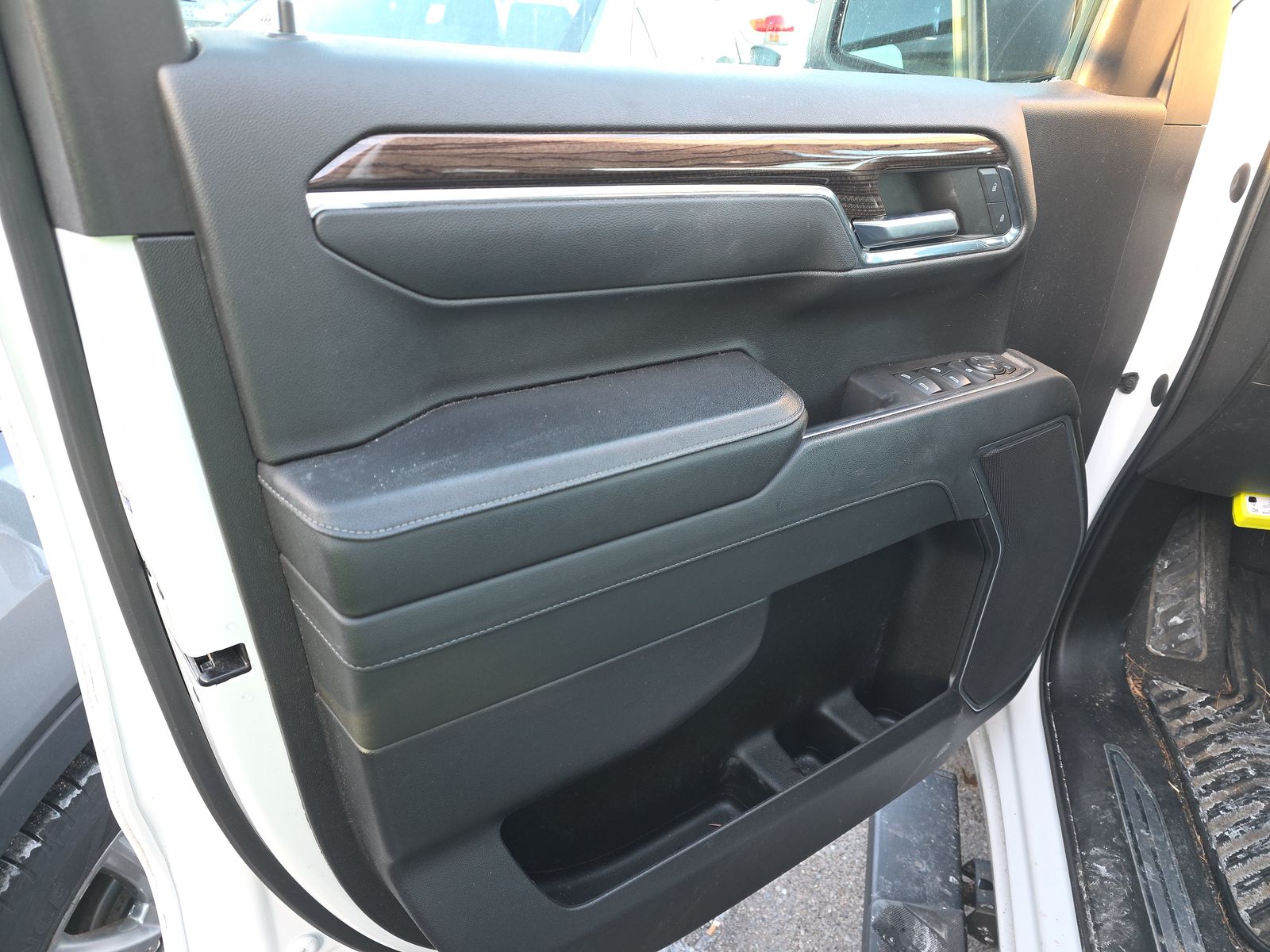 2023 Chevrolet Silverado 1500 LT AWD