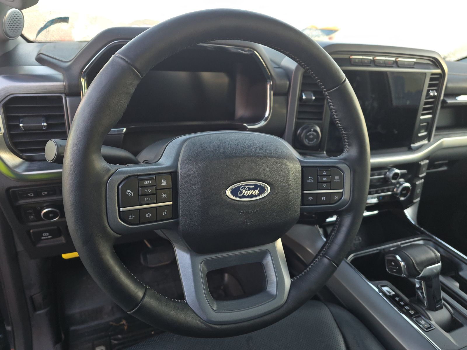 2023 Ford F-150 Hybrid Lariat AWD