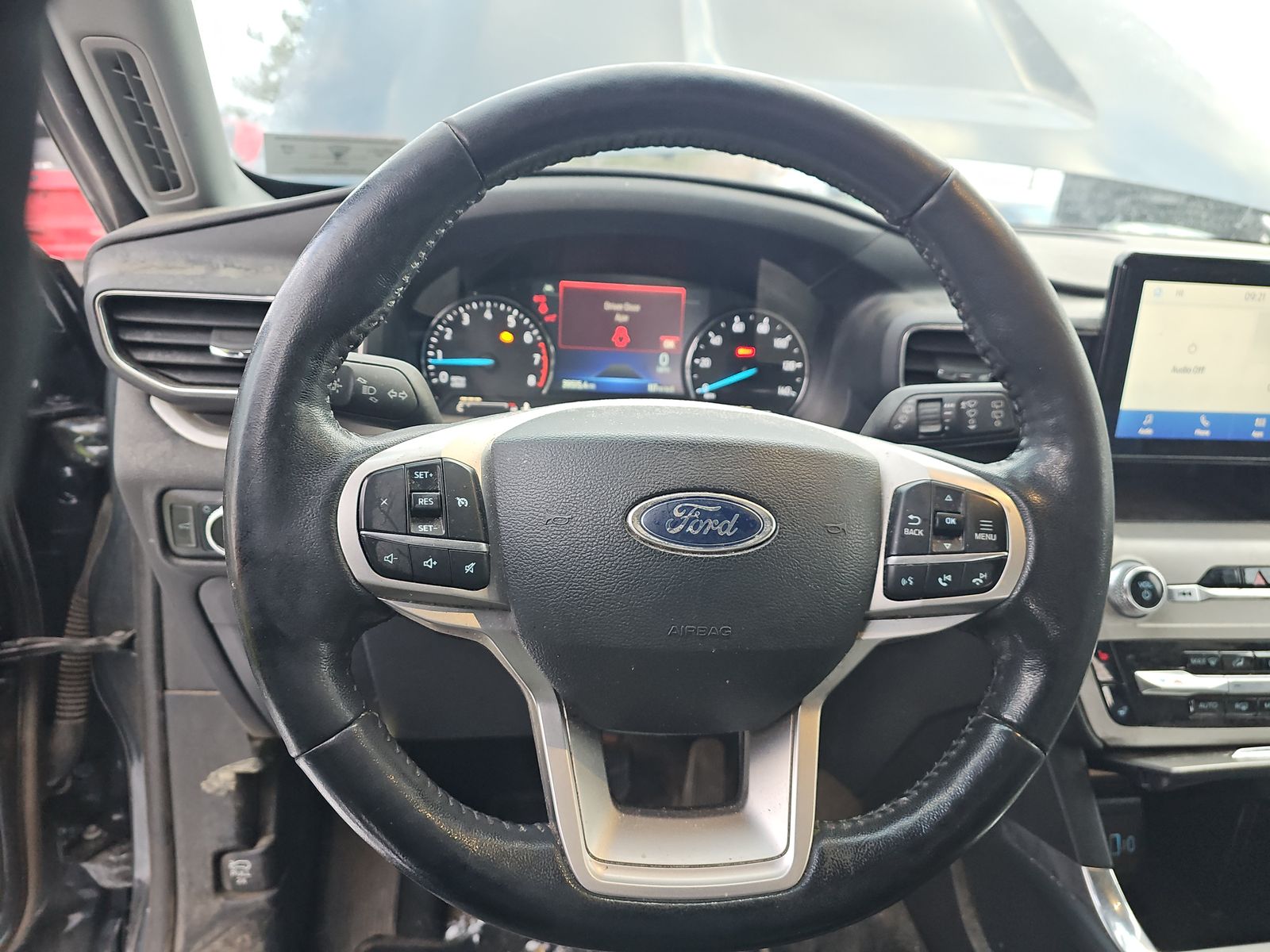 2022 Ford Explorer XLT AWD