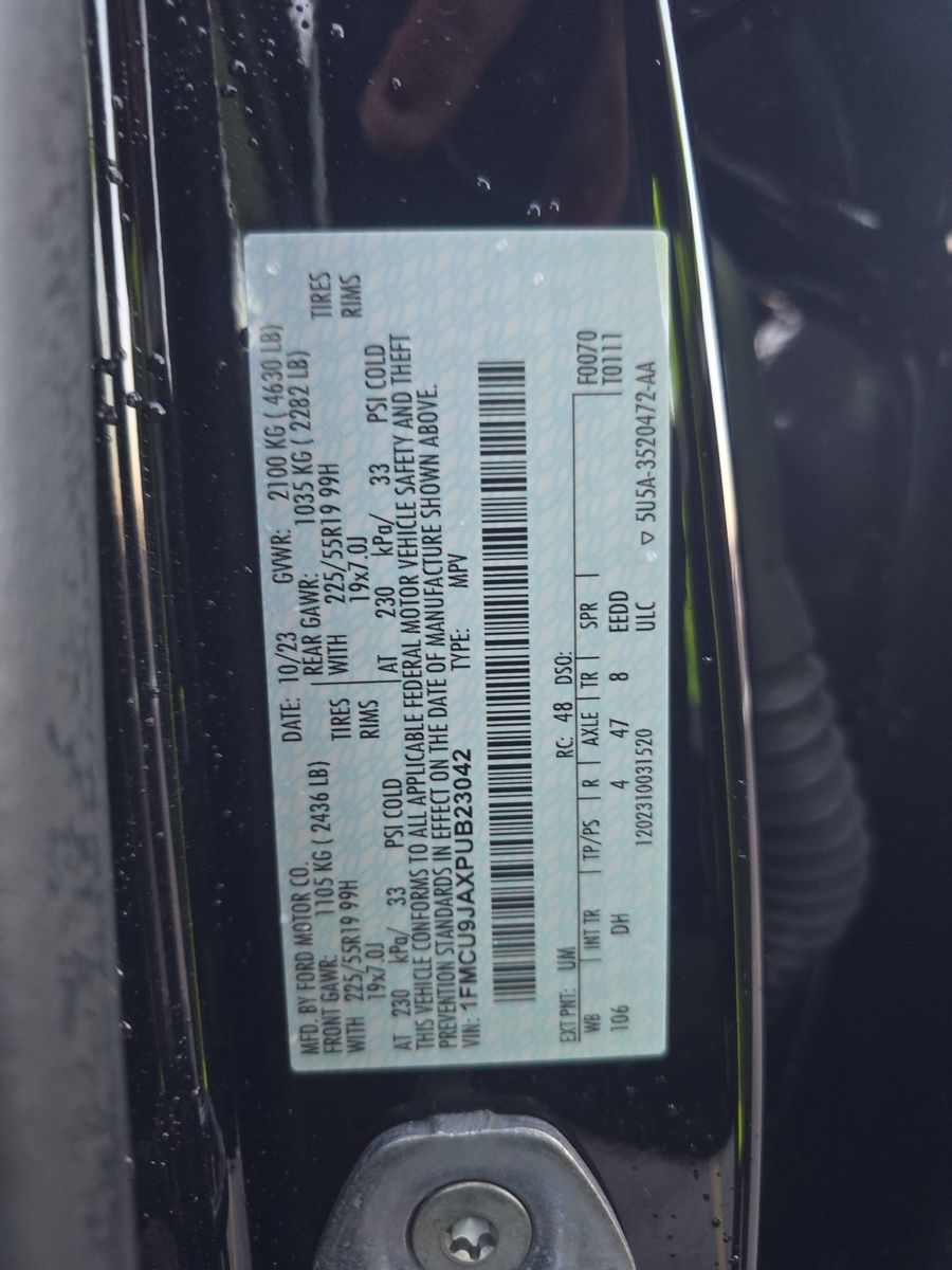 2023 Ford Escape Platinum AWD