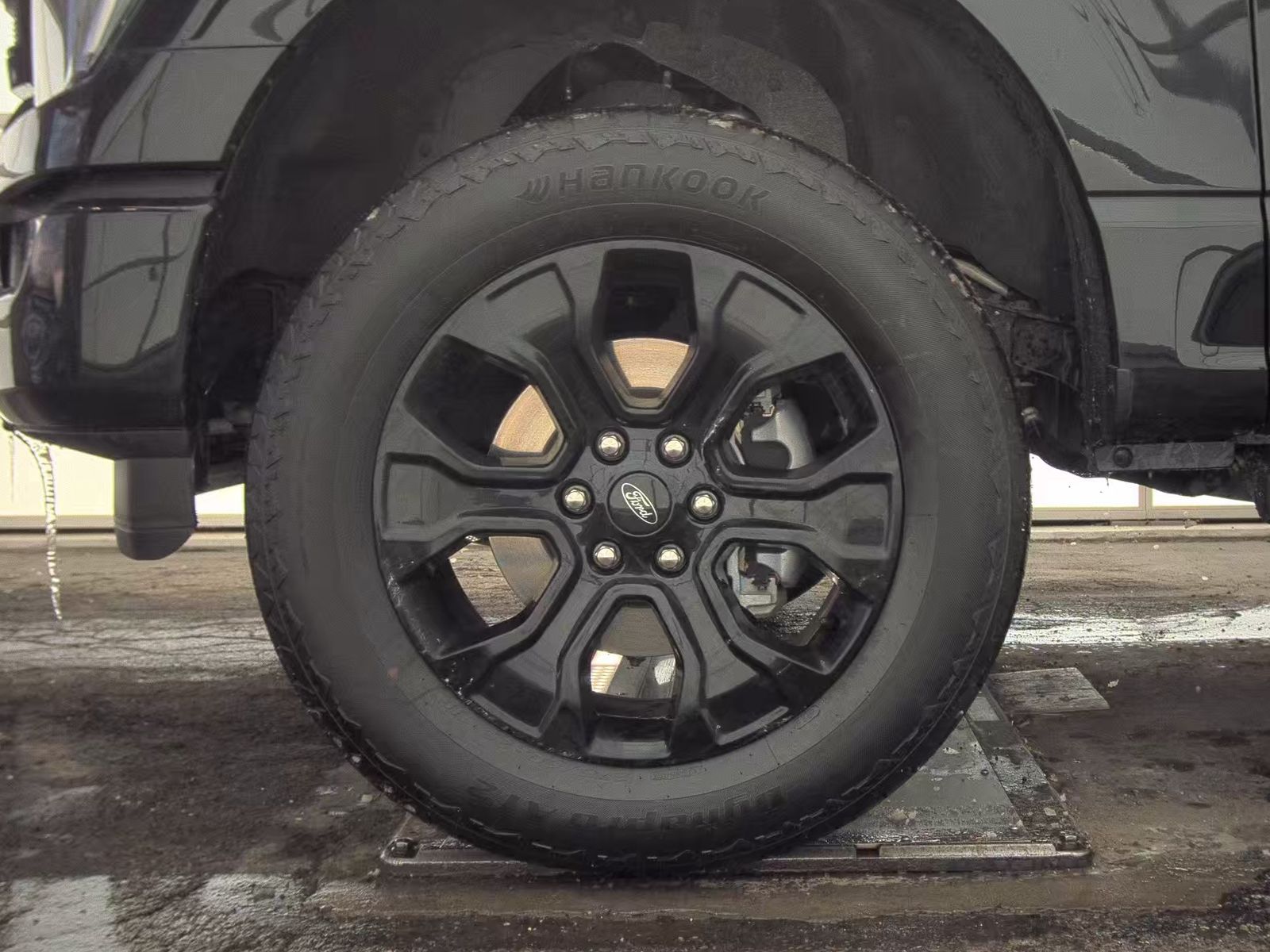 2023 Ford F-150 Hybrid Lariat AWD