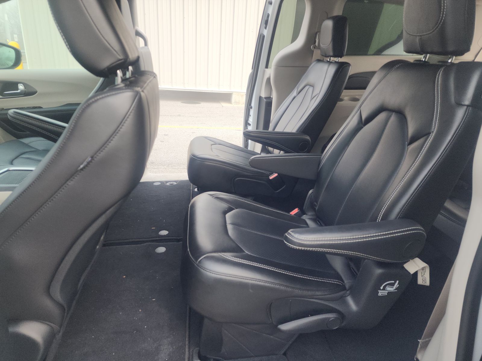 2024 Chrysler Pacifica Touring L AWD