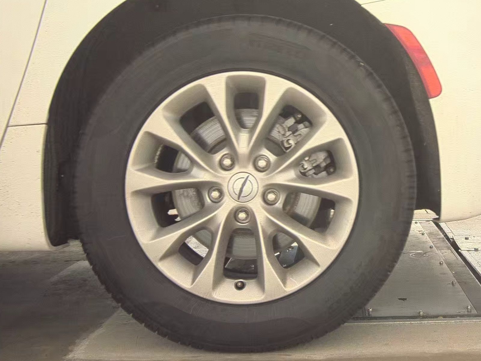 2024 Chrysler Pacifica Touring L AWD