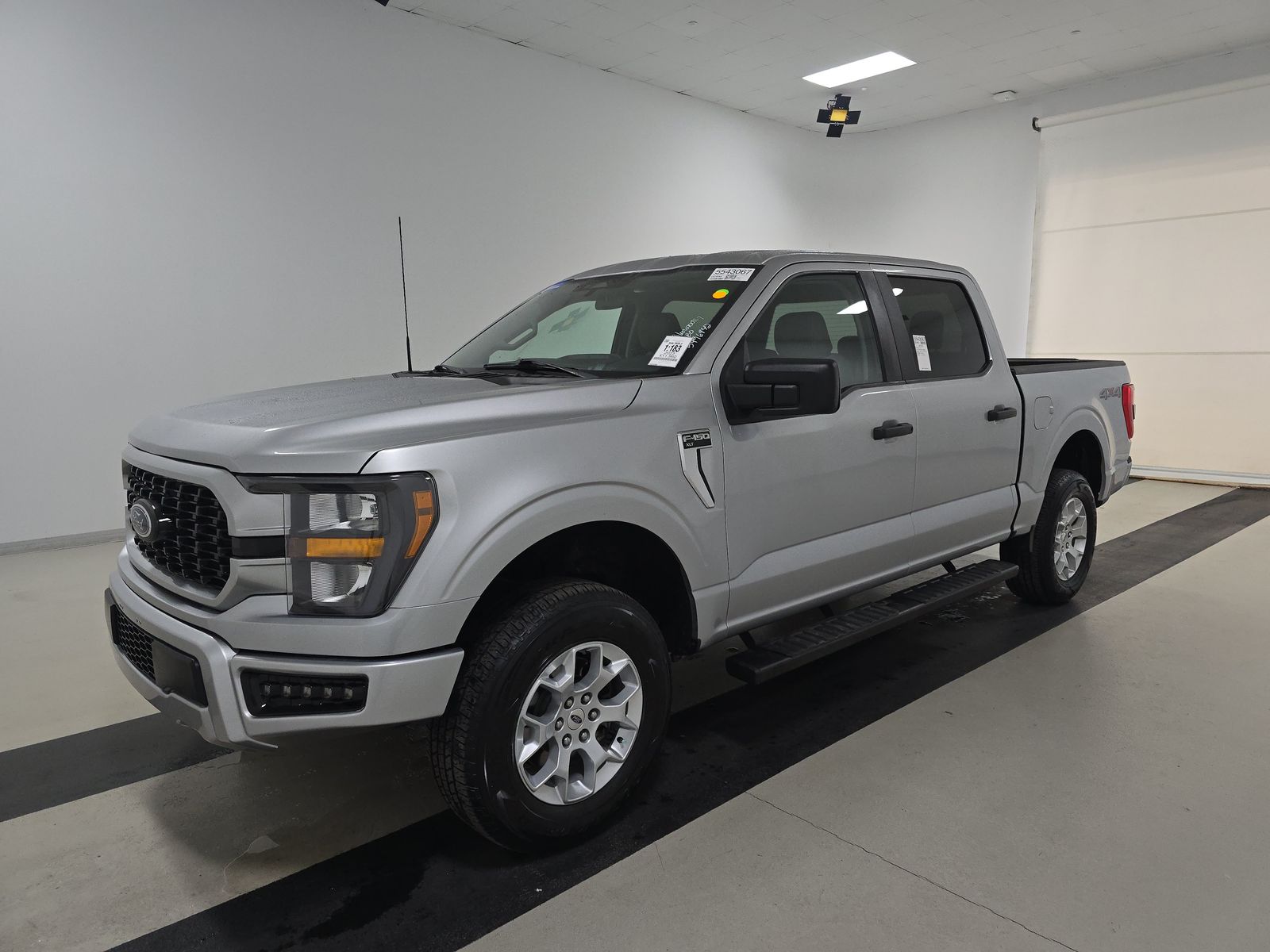 2023 Ford F-150 XLT FWD