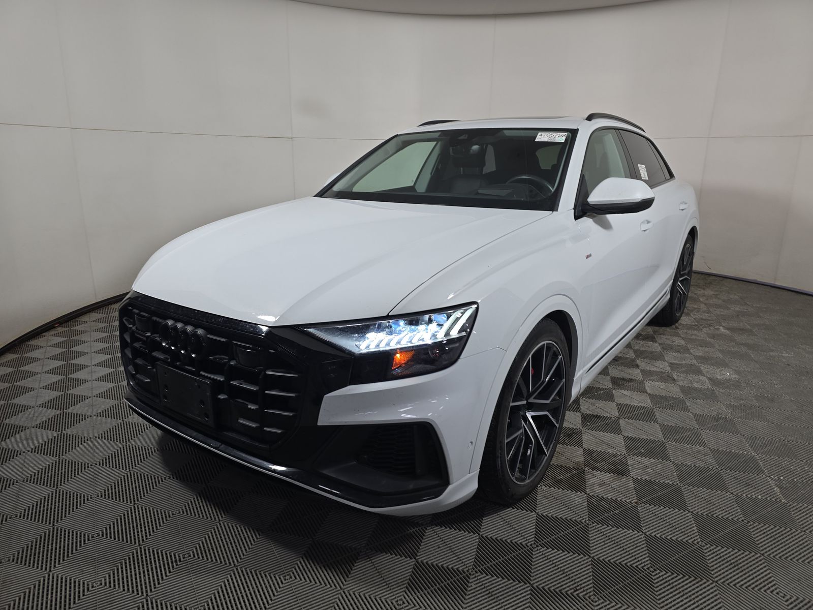 2023 Audi Q8 Prestige AWD