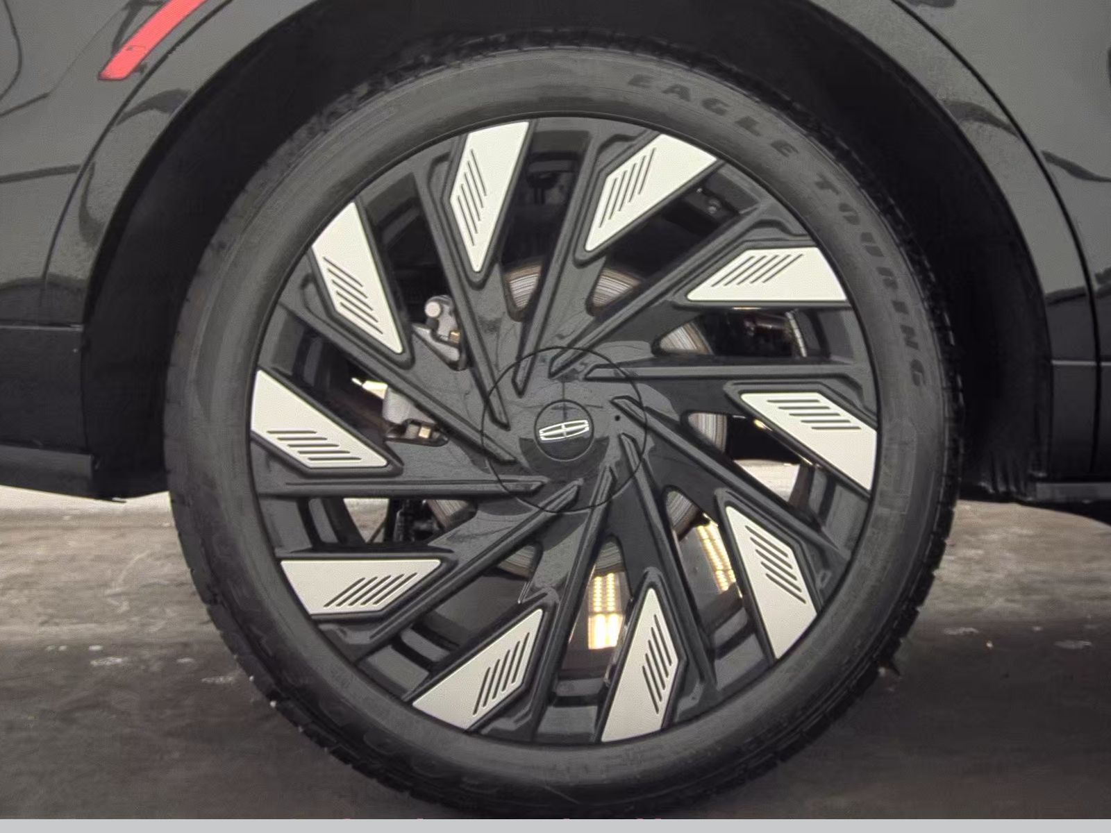 2025 Lincoln Nautilus Reserve AWD