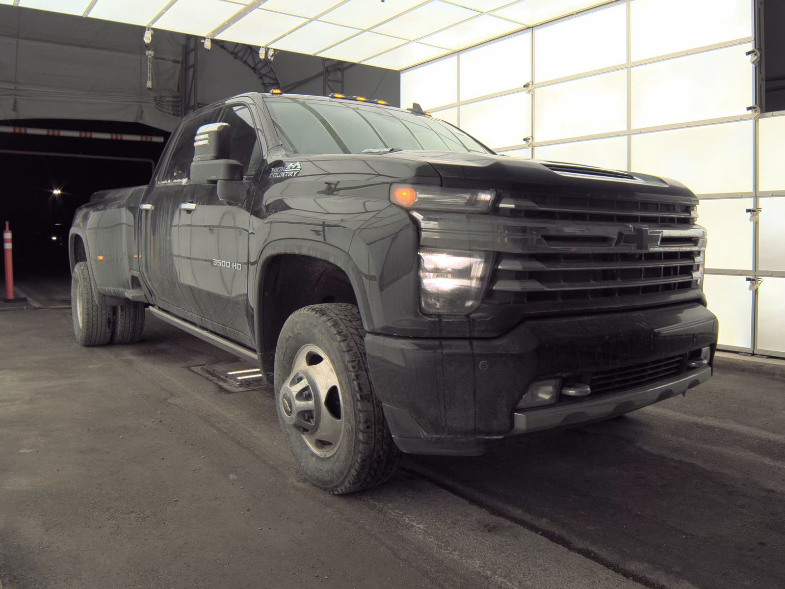 2023 Chevrolet Silverado 3500HD High Country AWD
