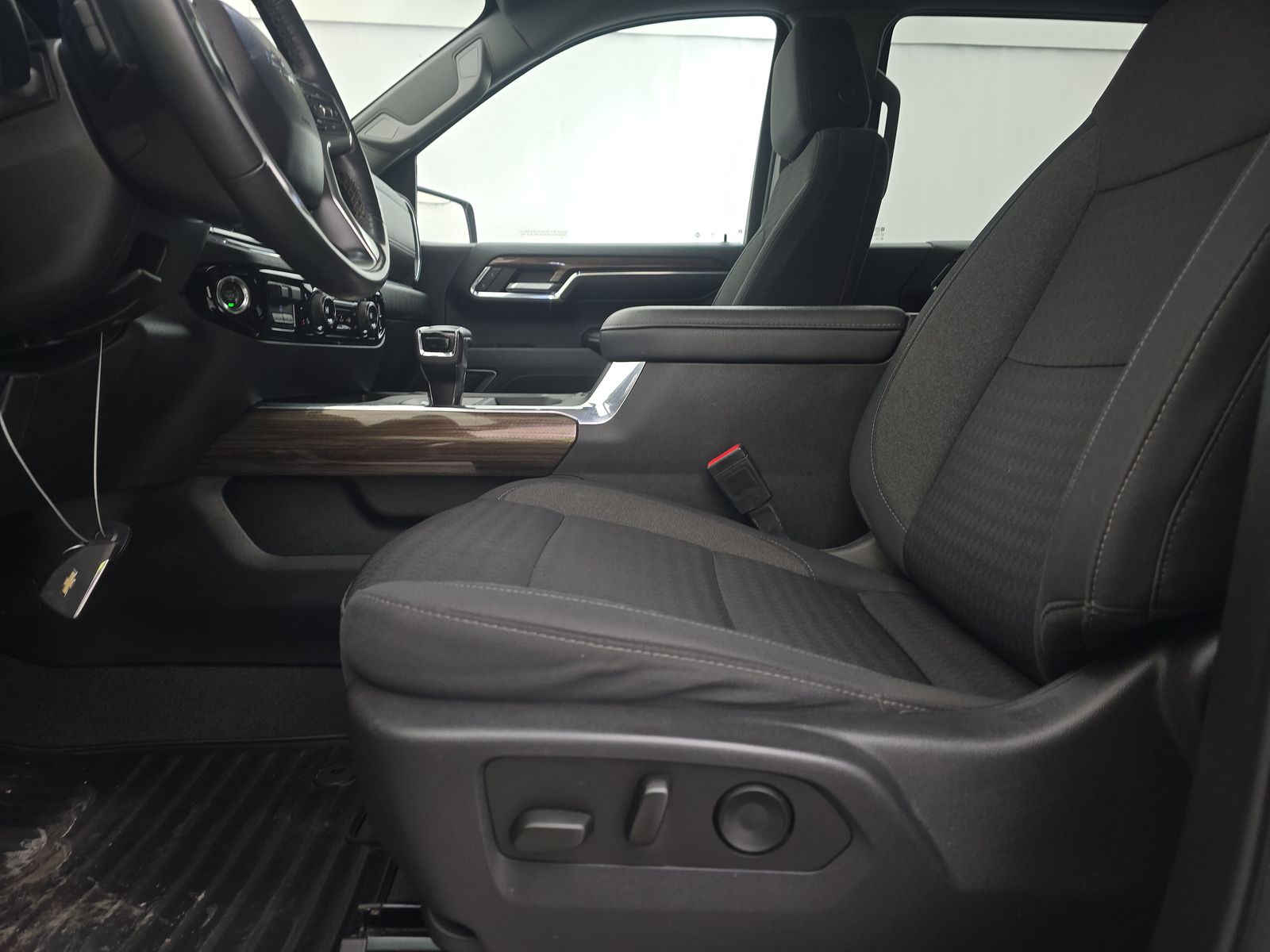 2023 Chevrolet Silverado 1500 RST AWD