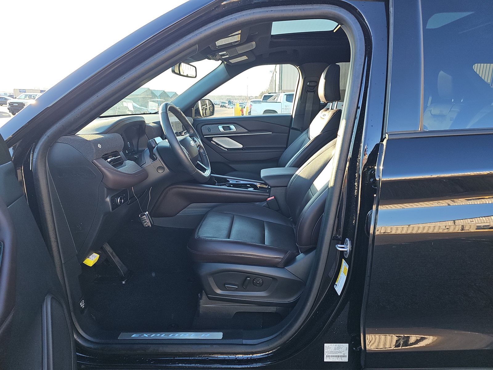 2025 Ford Explorer Platinum AWD