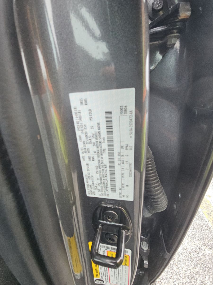 2023 Ford F-150 XL RWD