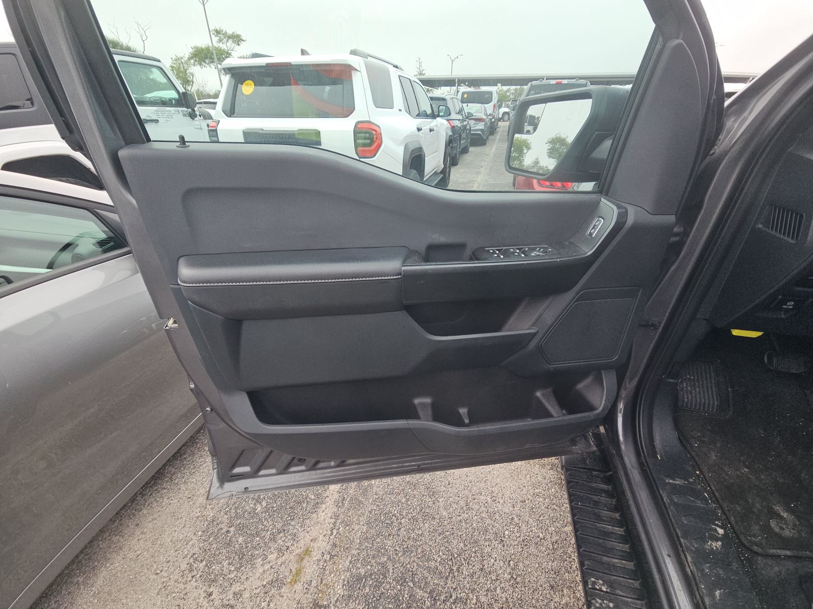 2023 Ford F-150 XL RWD