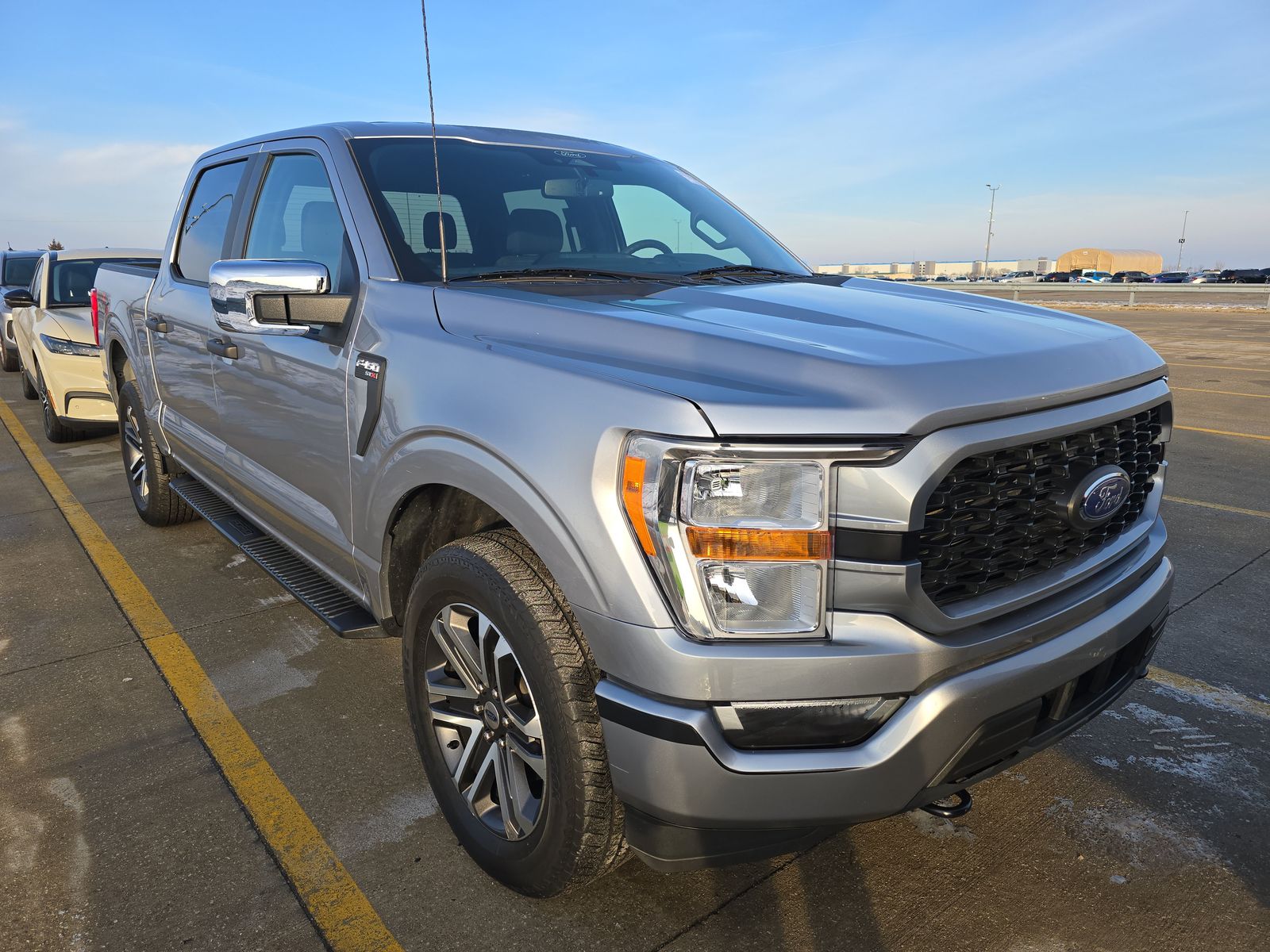 2022 Ford F-150 XL AWD