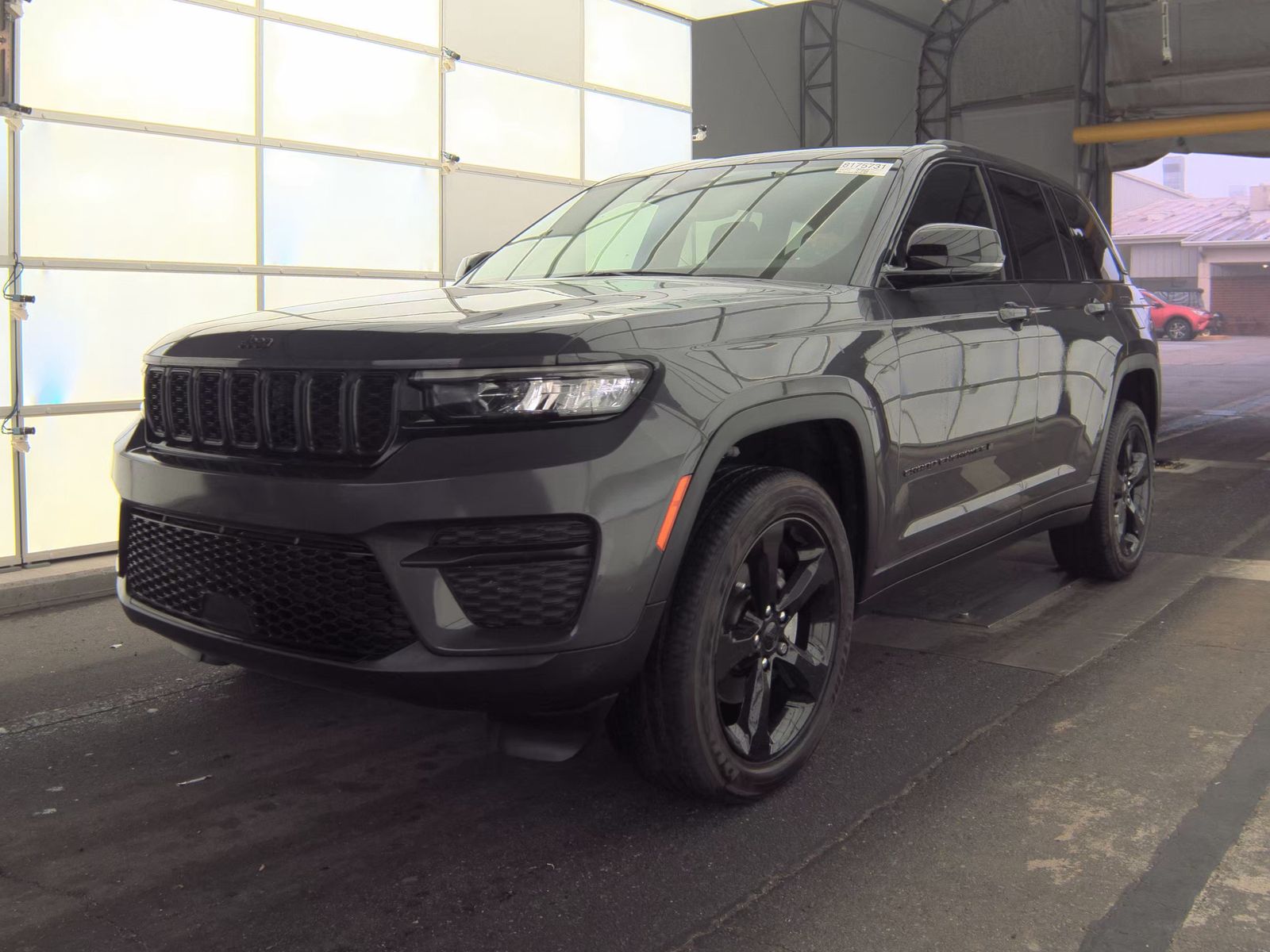 2023 Jeep Grand Cherokee Altitude AWD
