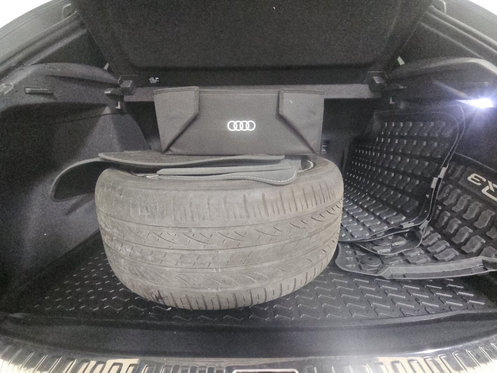 2023 Audi Q3 S line Premium Plus AWD