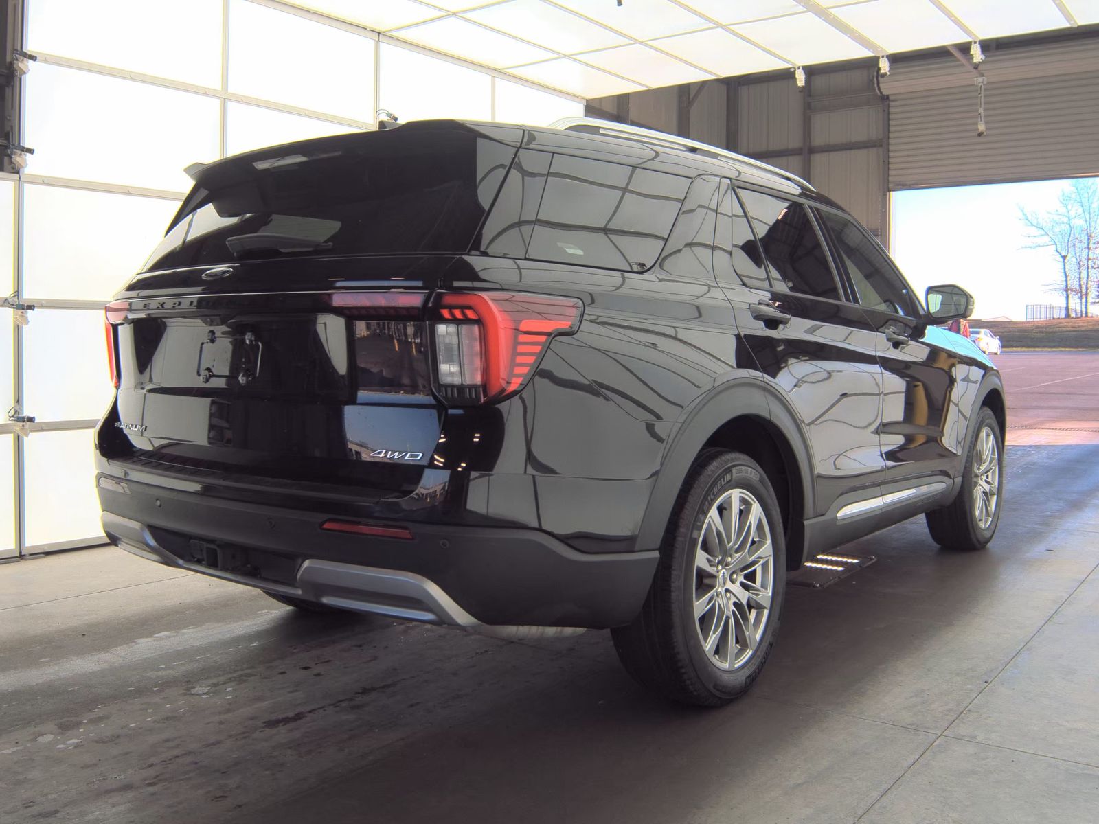 2025 Ford Explorer Platinum AWD