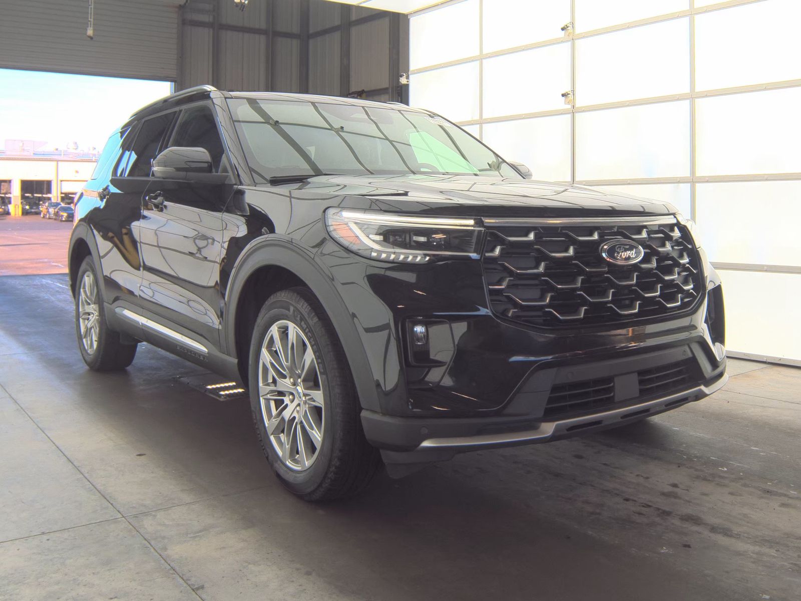 2025 Ford Explorer Platinum AWD