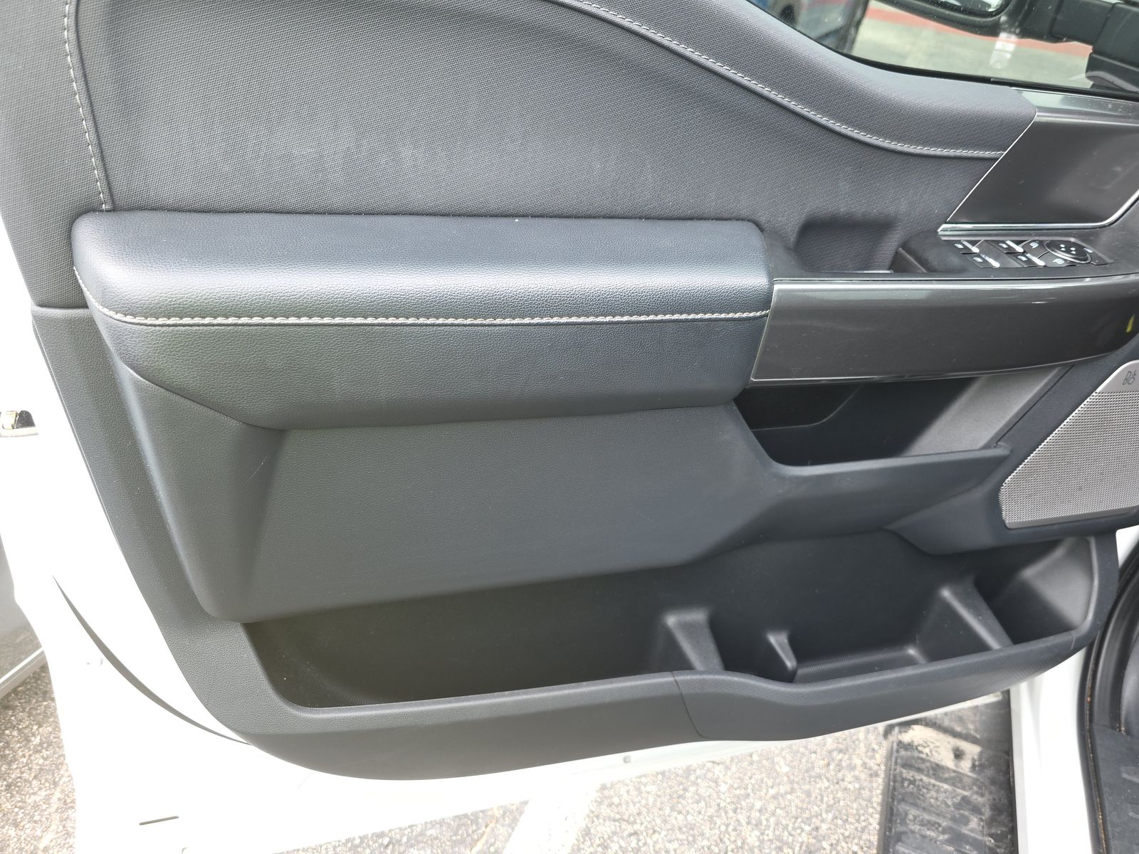 2023 Ford F-150 Hybrid XLT AWD