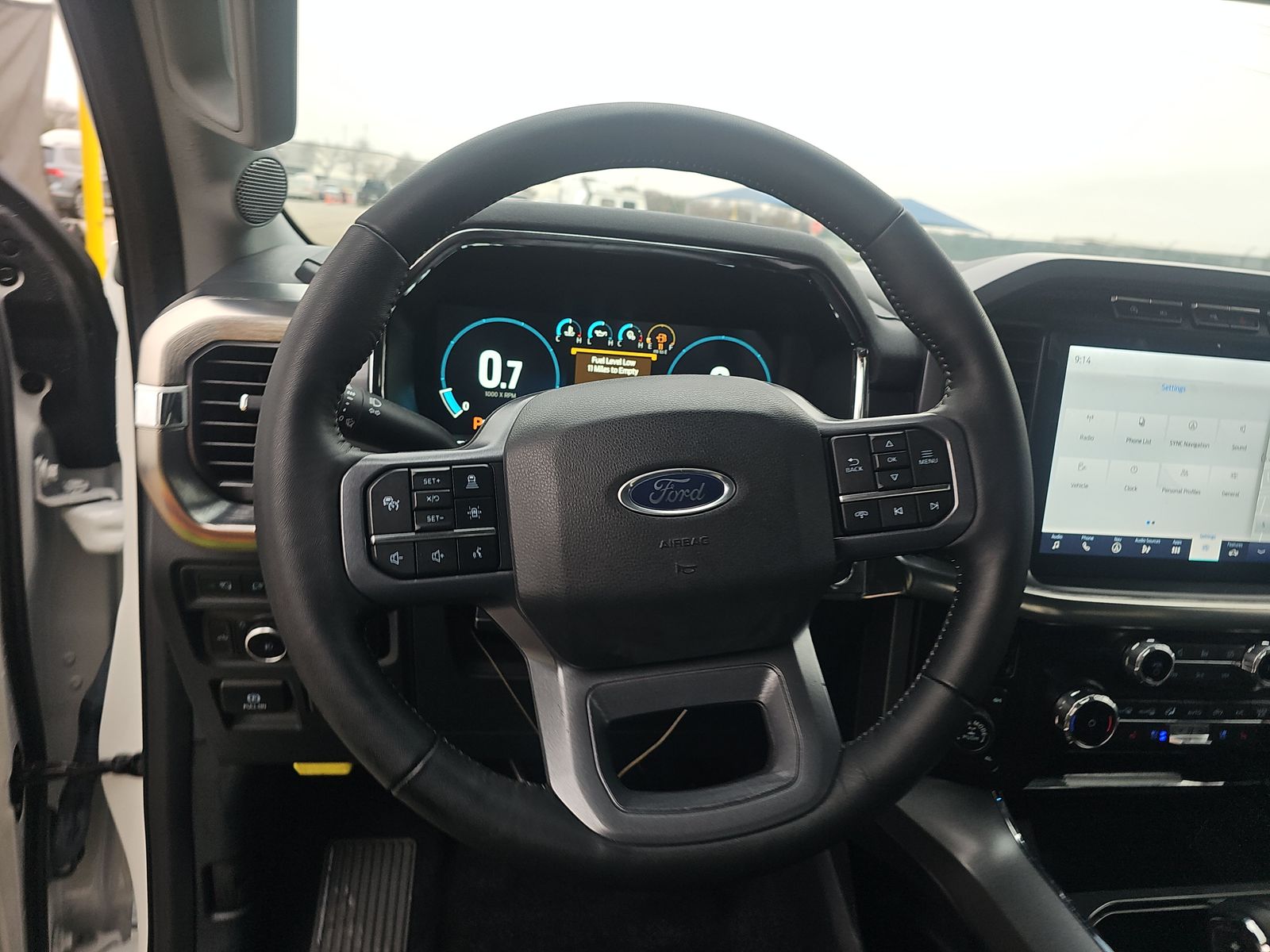 2023 Ford F-150 Lariat AWD