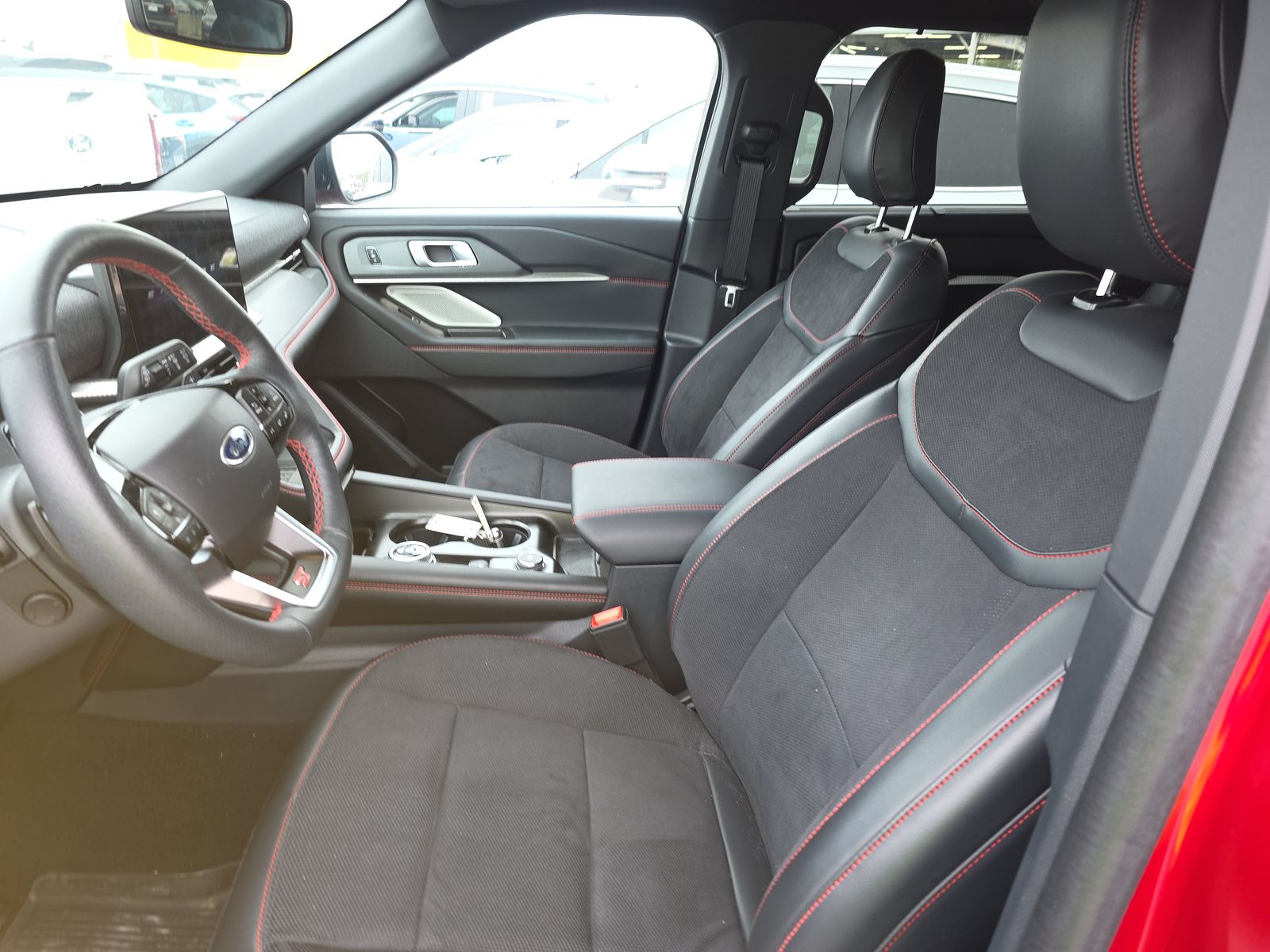 2025 Ford Explorer ST AWD