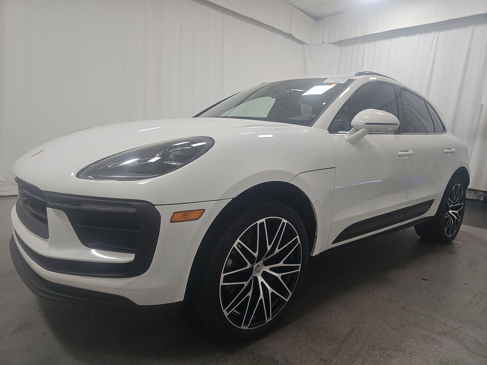 2024 Porsche Macan Base AWD
