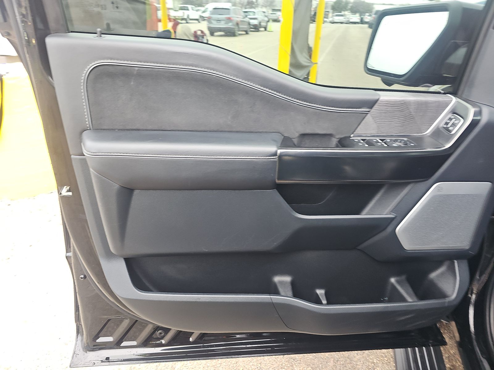 2023 Ford F-150 Hybrid Platinum AWD