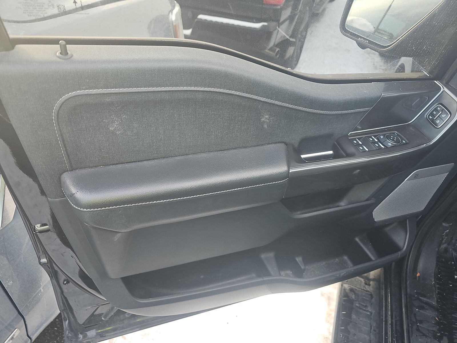 2023 Ford F-150 Lariat AWD