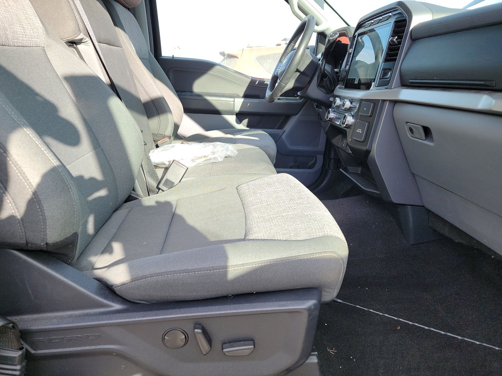 2022 Ford F-150 XLT AWD