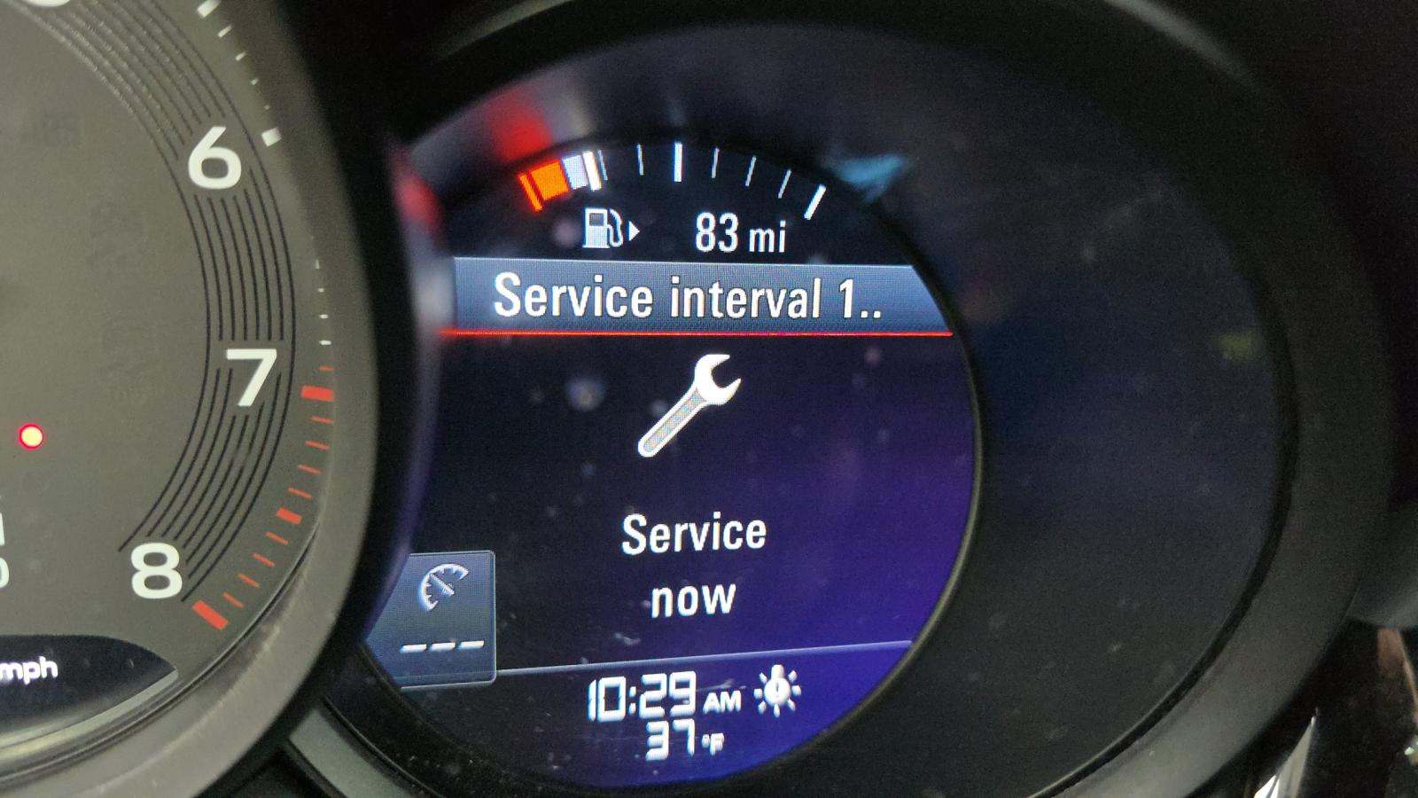 2023 Porsche Macan Base AWD