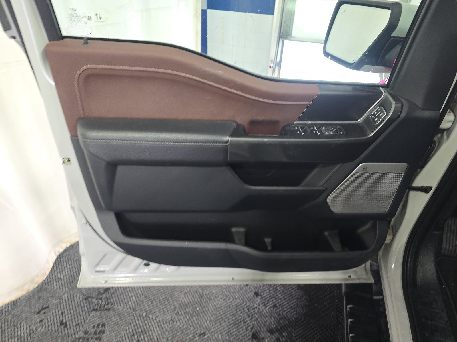 2023 Ford F-150 Lariat AWD