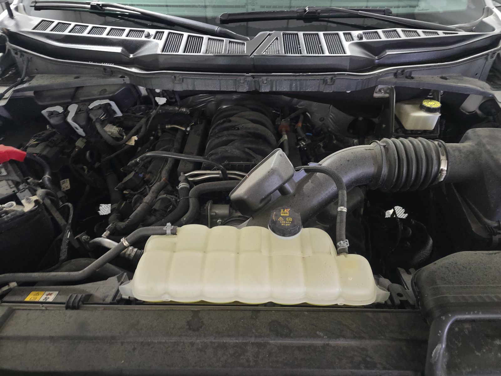 2023 Ford F-150 Lariat AWD