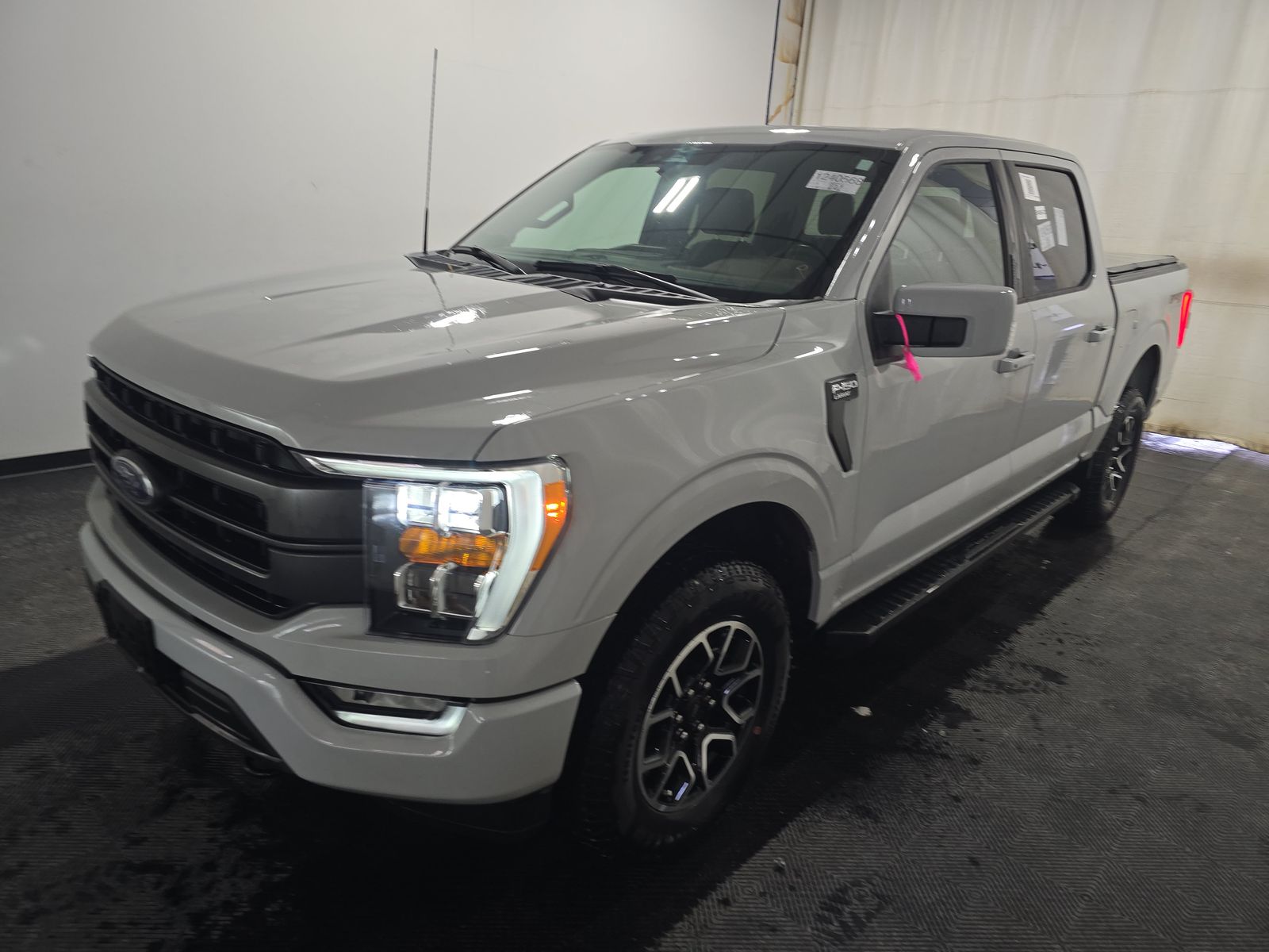 2023 Ford F-150 Lariat AWD