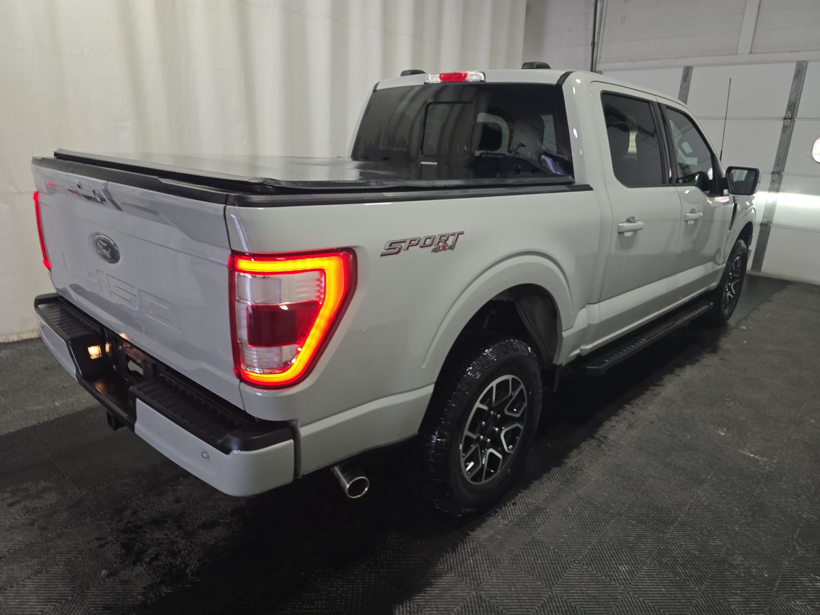 2023 Ford F-150 Lariat AWD
